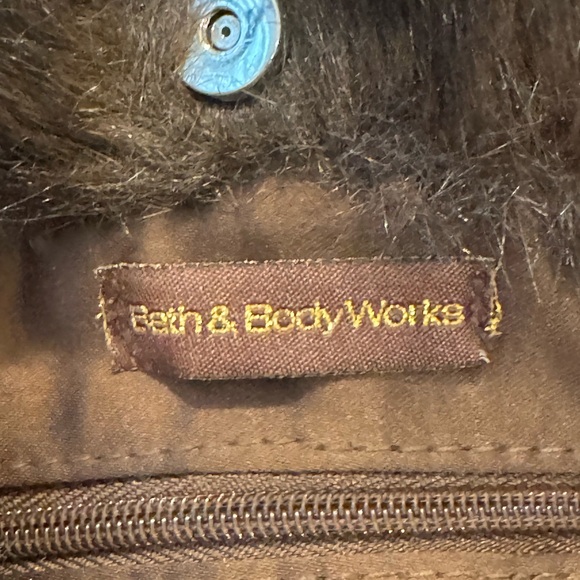 Bath & Body Works Dark Brown Fur Shoulder Bag - Picture 3 of 4